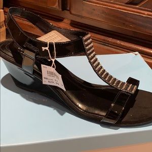 Wide width comfort Plus’s chubby wedge